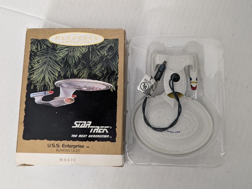 1993 Hallmark Star Trek Next Generation USS Enterprise Ornament